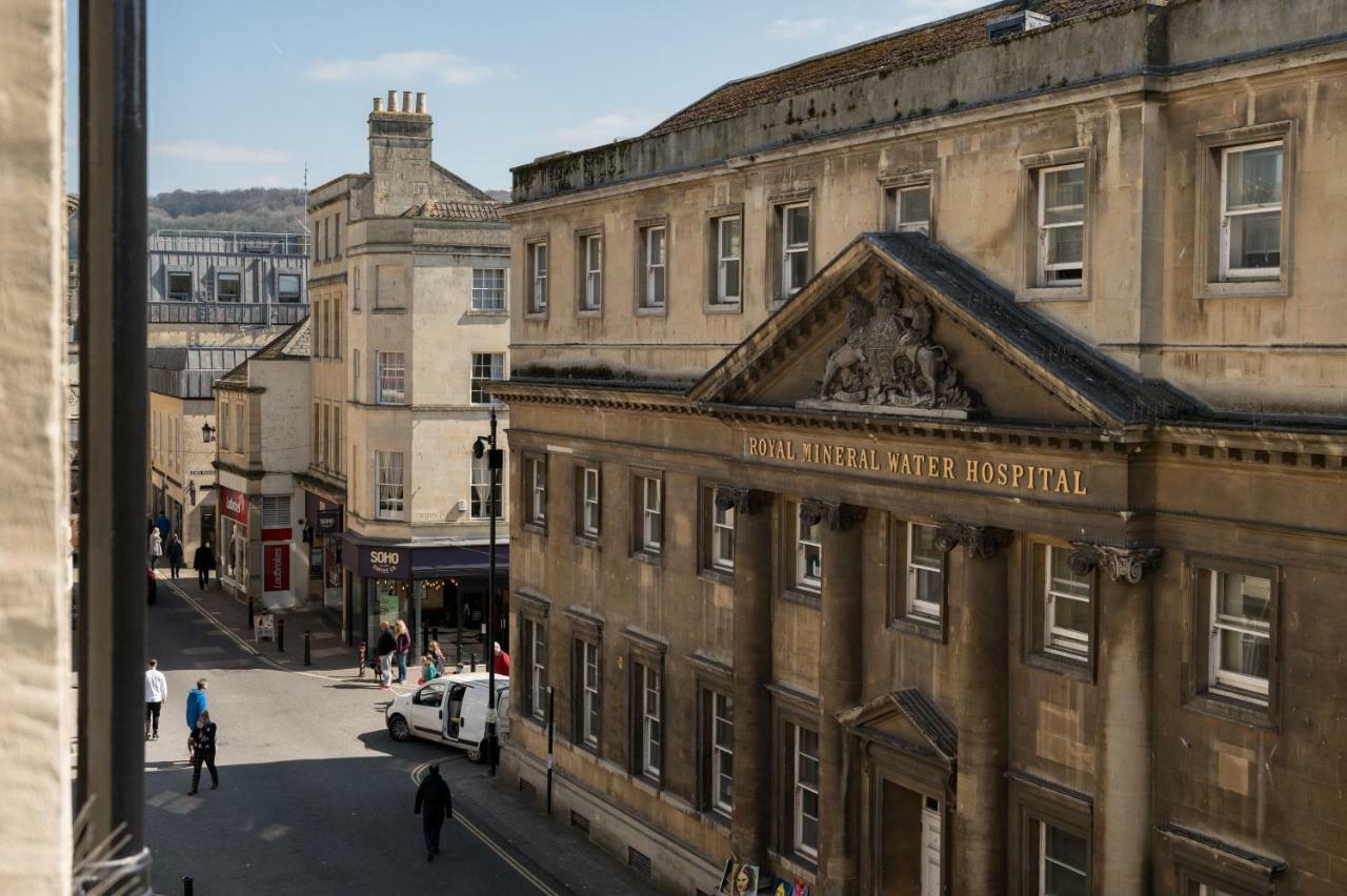 Hiding Space - Trim Street Apartments Bath Exterior foto